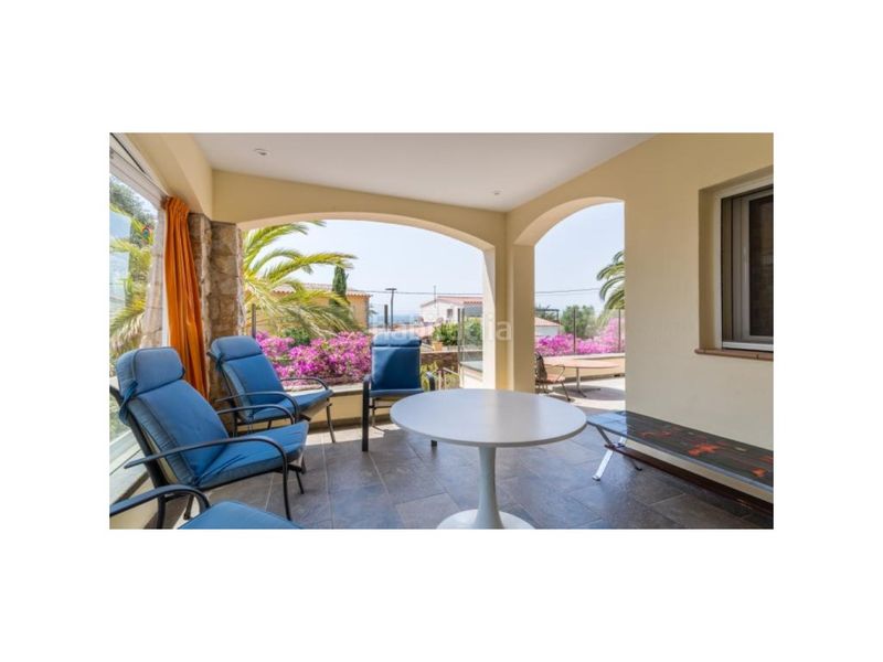 Foto 48c70e1d-6f75-4079-8aa7-e819efa002d0. Casa amb calefacció aparcament a Nord Roses