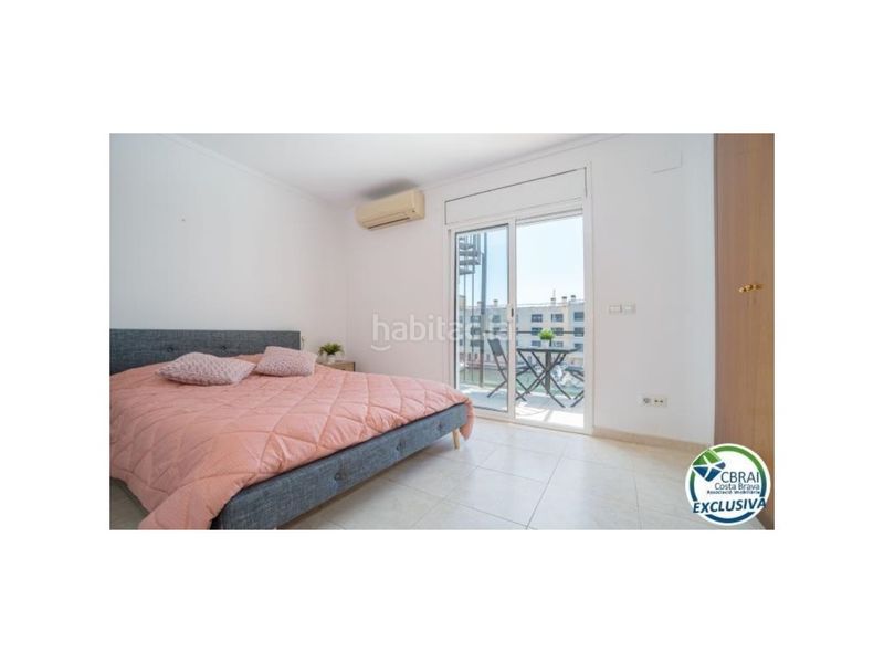 Foto c9d5881f-5747-4ca0-9d62-c711ec510351. Casa a Port Grec - Port Moxó Empuriabrava