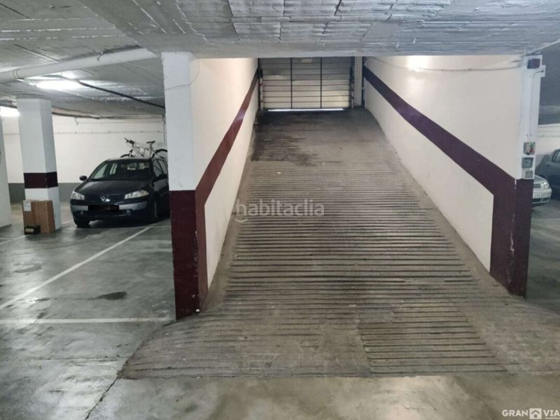 Foto 8a954823-7406-4a72-96ef-f7d8dd14e00c. Dúplex en calle esperanca 16 increíble duplex ! en Figueres