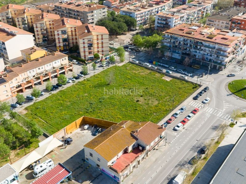 Foto 143972f3-5965-4d5c-bf5e-76d2f588ee71. Terreno residencial solar edificable de 3714m2 en Figueres