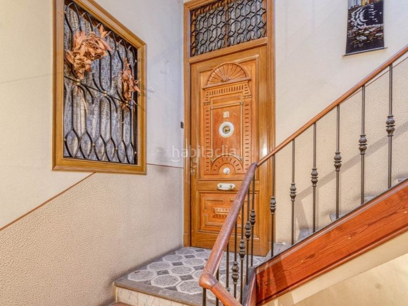 Foto bdb45381-992b-4a8f-a12b-cb06b1dd389f. Casa edificio en venda en centro . en Centre Figueres