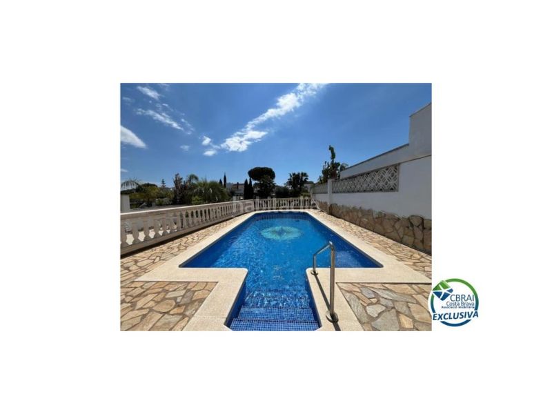 Foto 900e0a8c-42a2-4f40-b1f2-126ceafc2e63. Casa amb aparcament a Francolí - Freser - Noguera Empuriabrava