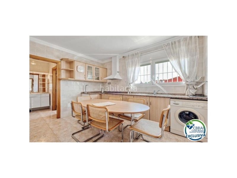Foto b99fe876-ce1d-44b9-8176-df8cd0a326e3. Casa amb calefacció aparcament a Puigmal - Mas Nou Empuriabrava