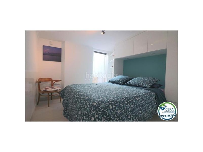 Foto f4d89ebf-7358-44af-b5f4-0475f9580c44. Casa amb aparcament piscina a Cap Ras - Creus - Falconera Empuriabrava