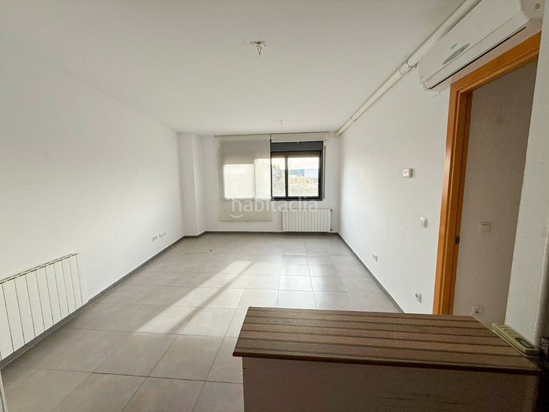 Foto b2b56257-cfc8-46b6-b8dc-5d2e850b7bc3. Dúplex a calle duana-Vilatenim 12 a Vilatenim Figueres