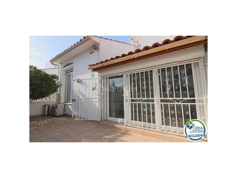 Foto ebc2dddd-a836-4999-a64d-78d59631bdfa. Casa a sector montseny 122 a Carlit - Montseny Empuriabrava