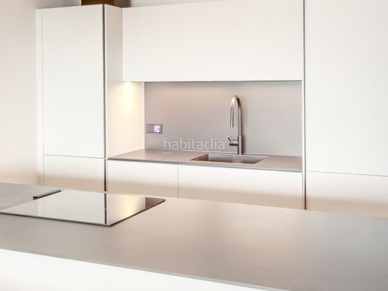 Foto 1c2d9253-4b17-4744-bd38-bed29c9d10f7. Pis a Centre Roses