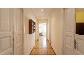 Flat  Calle forn nou 12. Piso de 4 habitaciones en figueres centro para entrar ya.