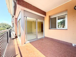 Flat  Plaza ernest lluch 1. Piso de 3 habitaciones con 108m2 en figueres!