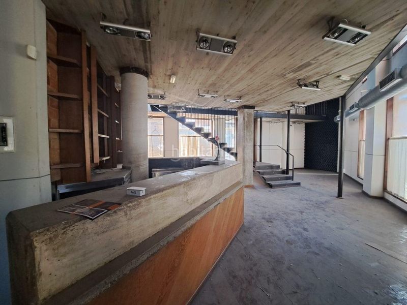 Foto 2276ece5-b957-42b1-8d78-5c9a008e0089. Local comercial a Eixample-Horta Capallera Figueres