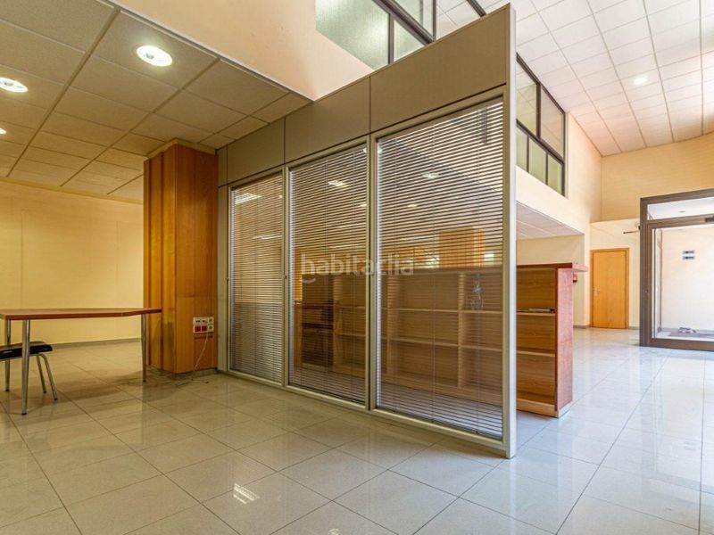 Foto 59bffd87-eac8-4ff1-be26-b2c2891ca57f. Local comercial a Carretera de Roses-Fossos Figueres