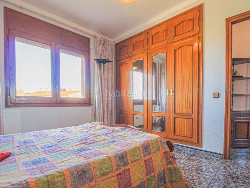 Foto f84d74ca-939f-4e5e-915f-353d6ad9b8c8. Casa amb aparcament a Cabanes