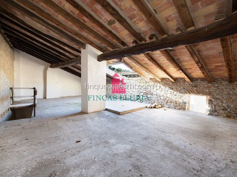 Foto ed3a27eb-492c-44da-b940-f6e540c84b5f. Casa amb aparcament a Crespià