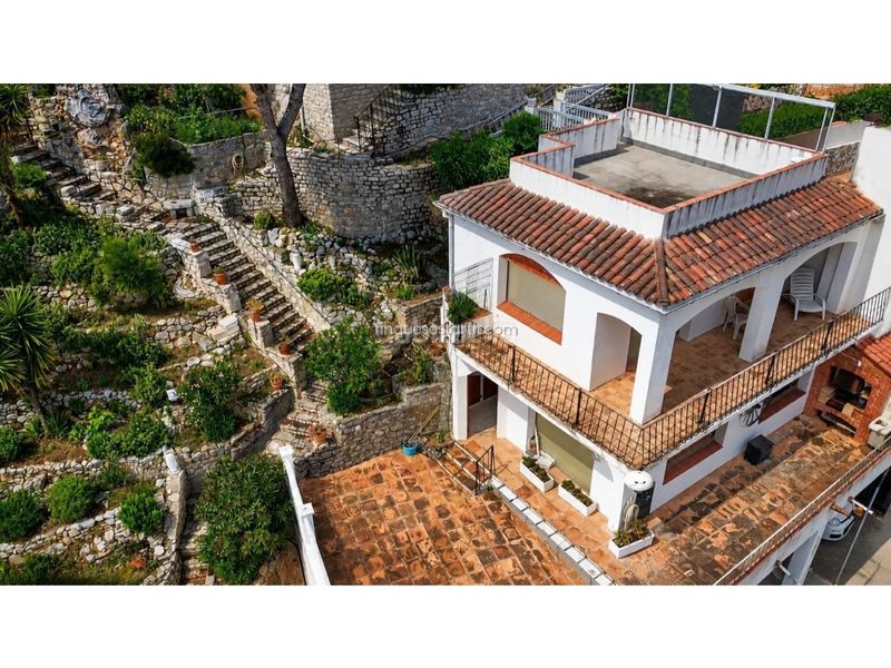 Foto 57457c8d-8ff7-42b7-85b2-37ea95938d38. Casa amb aparcament a l´Estartit poble Estartit