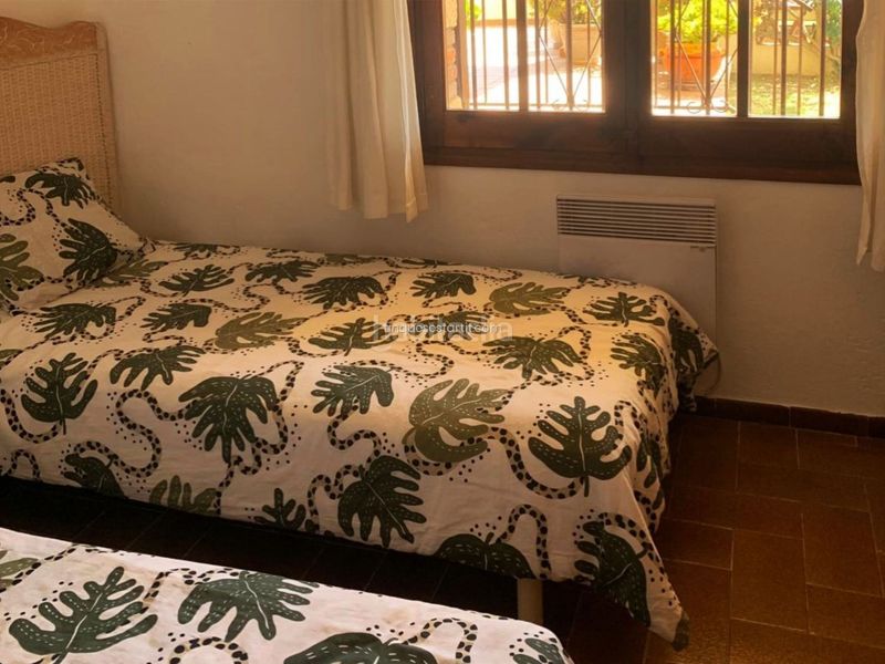 Foto 0d0ec836-1a48-4994-98fd-54be207b5690. Casa amb aparcament a l´Estartit poble Estartit