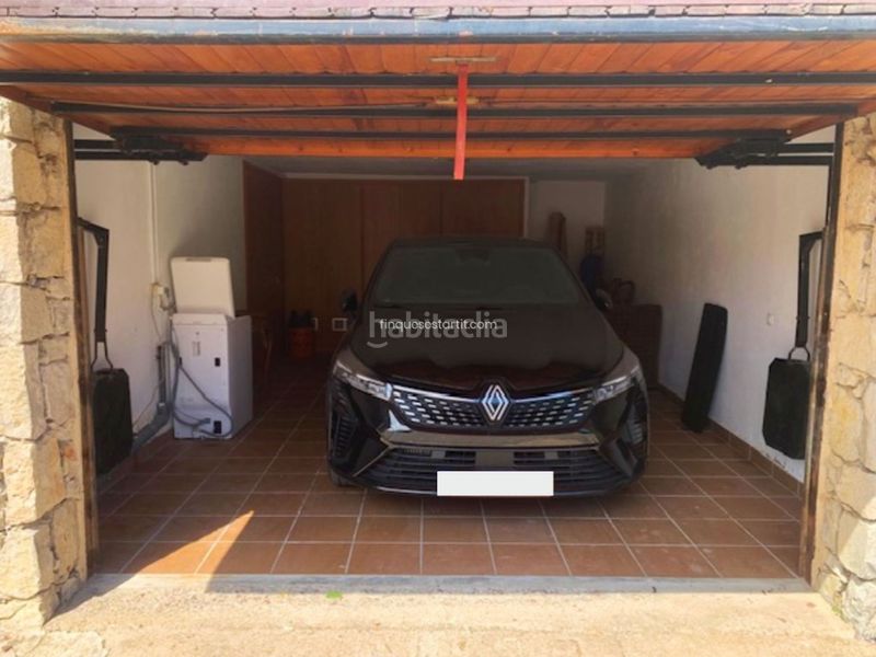 Foto 95f9cb32-9a12-497a-8d57-53d77b4b7d86. Casa amb aparcament a l´Estartit poble Estartit