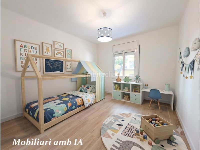 Foto e9cdedbc-10a1-423c-a6d8-6ae286658b88. Pis a Portbou