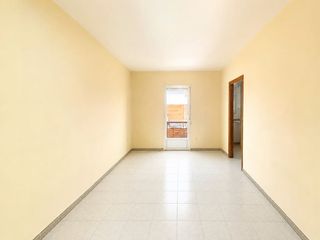 Pis  Calle st antoni. Piso de 2 habitaciones con 3 terrazas  79 m