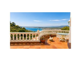 Maison  Calle de pau vila 7. Villa romantica  romanticismo, encanto, tranquilidad y unas vist