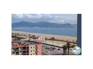 Monolocale  Sector delta muga. Estudio con cabina renovado con vistas al mar  empuriabrava