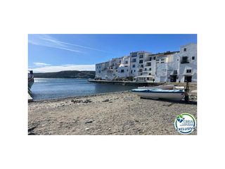 Appartement  Avenida caritat serinyana 27. Apartamento con ascensor en el centro de cadaqués. a solo 400m d