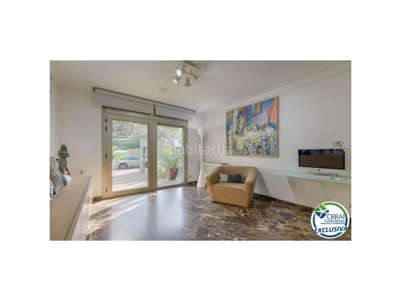 Foto 51433a34-30cc-4214-91d0-bb8bb4cf7afc. Chalet en calle rossello 8 casa de alto standing en la jonquera lujo entre montañas con piscina privada climatizada y vistas espectaculares en Jonquera (La)