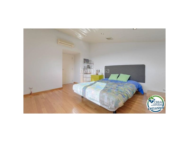 Foto 5ec50166-db5f-4ff8-8908-414cbd1ec9c9. Chalet en calle rossello 8 casa de alto standing en la jonquera lujo entre montañas con piscina privada climatizada y vistas espectaculares en Jonquera (La)