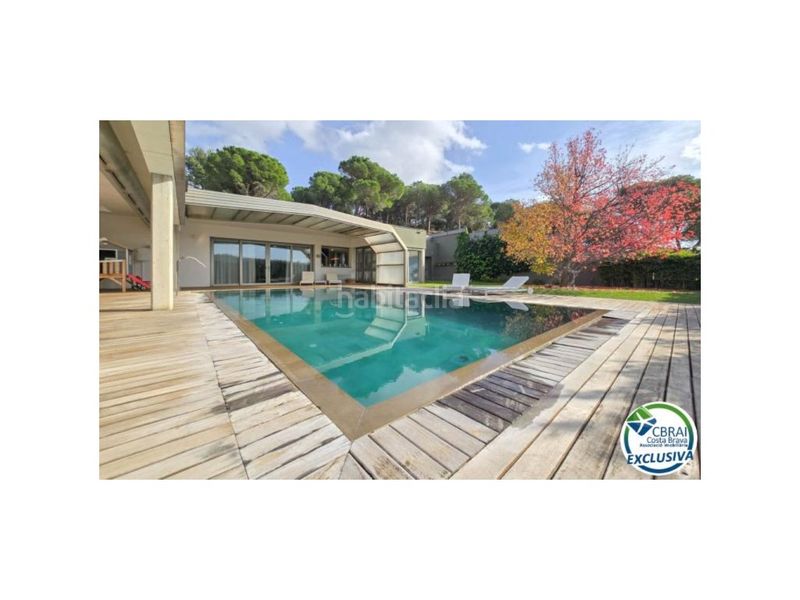 Foto 95d31b38-0355-48ea-b5d9-8953fecb1cf9. Chalet en calle rossello 8 casa de alto standing en la jonquera lujo entre montañas con piscina privada climatizada y vistas espectaculares en Jonquera (La)