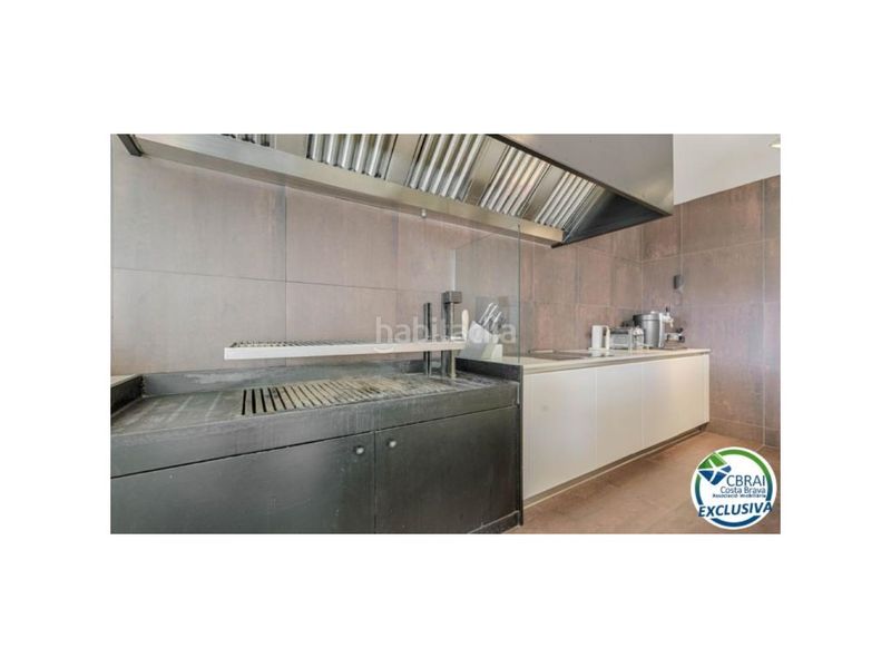 Foto e0624977-cf90-4b33-af8f-c3f30912a331. Chalet en calle rossello 8 casa de alto standing en la jonquera lujo entre montañas con piscina privada climatizada y vistas espectaculares en Jonquera (La)