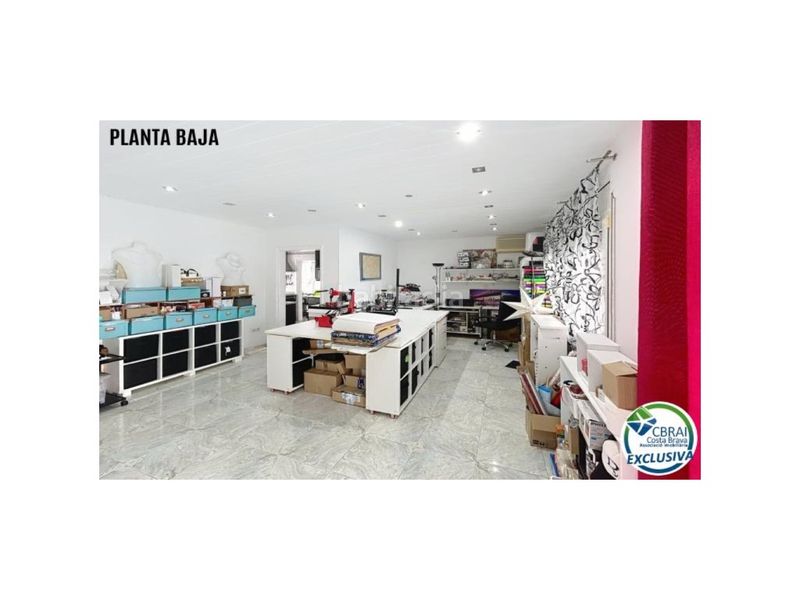 Foto d12d90ac-8b33-4843-89a8-09adced62d7d. Casa amb aparcament a Montgrí Empuriabrava