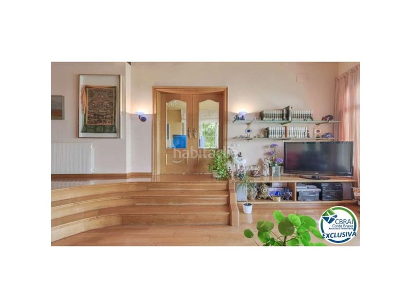 Foto 2ad13230-cc85-4b47-9164-ed2184650db0. Casa amb aparcament a Nord Roses