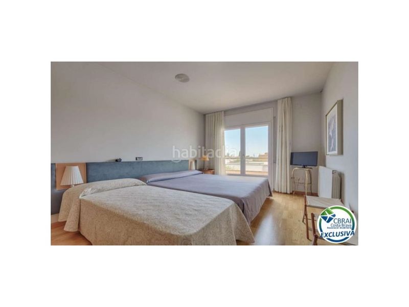 Foto ab833261-4f99-4710-8a76-453488d5affd. Casa amb aparcament a Nord Roses