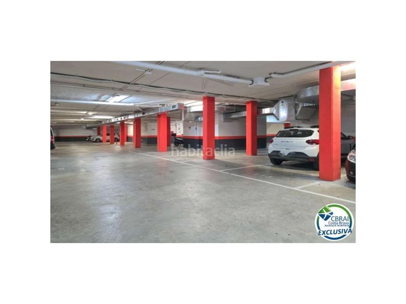 Foto cf6ae4b8-a887-4e89-a045-a0801ad7f7aa. Dúplex a calle taure 25 a Carretera de Roses-Fossos Figueres
