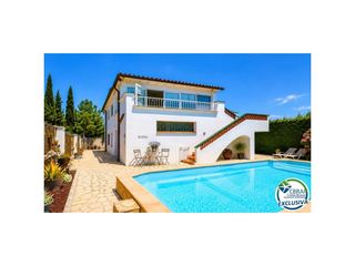 Casa a Calle Del Castanyer 18