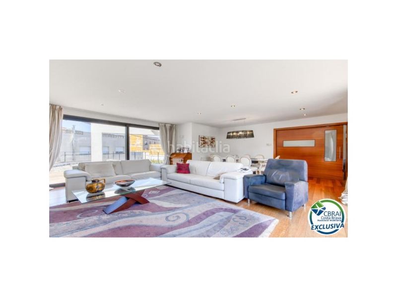Foto b963939d-692c-4c38-a218-6ad9d5a4c6a5. Casa a calle nuria 2 a La Vila Llançà