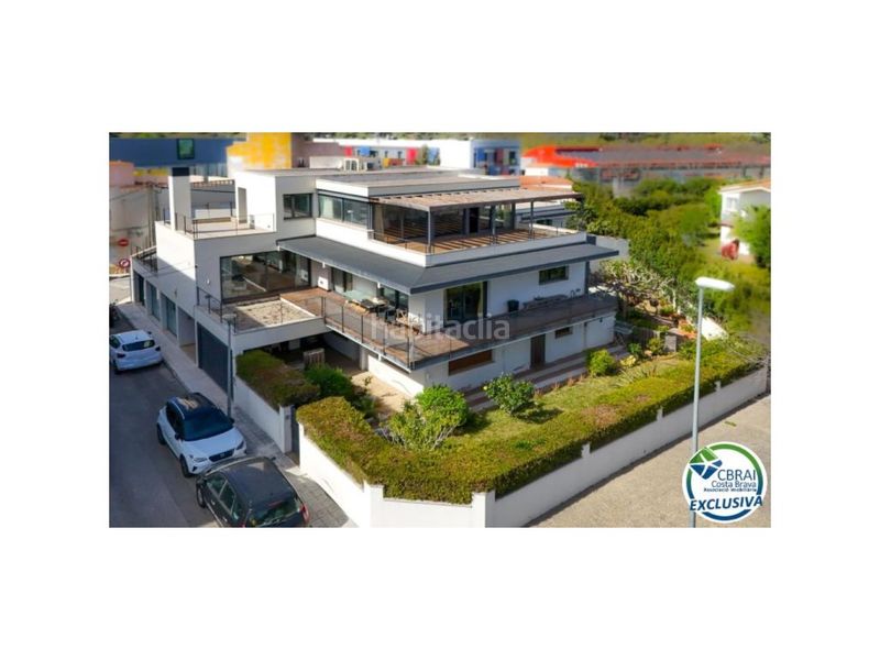 Foto ef0d8ccf-d785-4b92-b8c8-9ea66bab1cf9. Casa a calle nuria 2 a La Vila Llançà