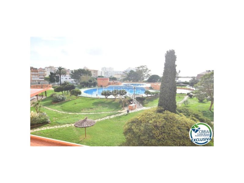 Foto de5def87-2dab-438e-a96c-61319ebef9ba. Piso en calle de ponent 11 apartamento con licencia turística en santa margarita, , con terraza y piscinas comunitarias en Roses
