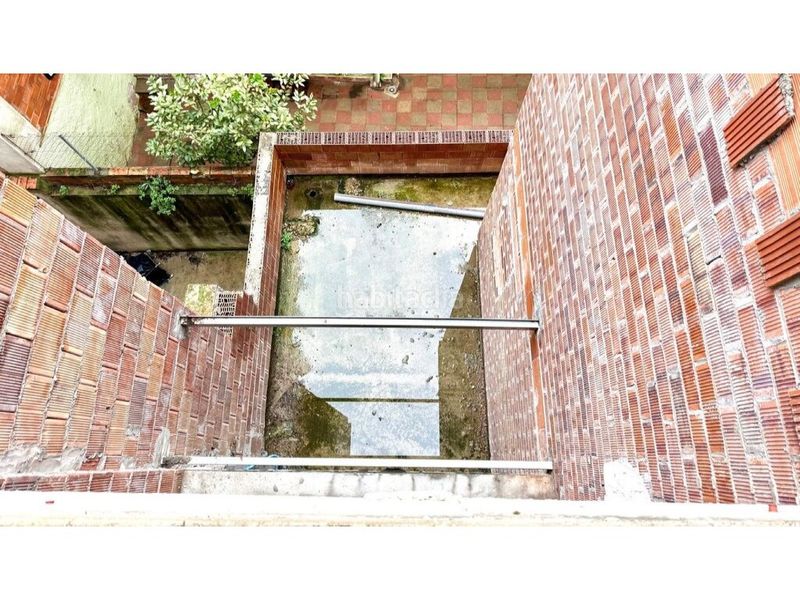 Foto aeadd0ba-1c4a-408b-aa3f-6d7b5d9060c9. Casa a calle tapis 7 a Eixample-Horta Capallera Figueres