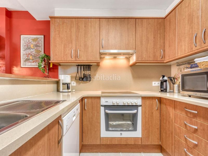 Foto d197f202-2d21-49f3-8316-4d3898d3a1a6. Pis a Salatar Roses