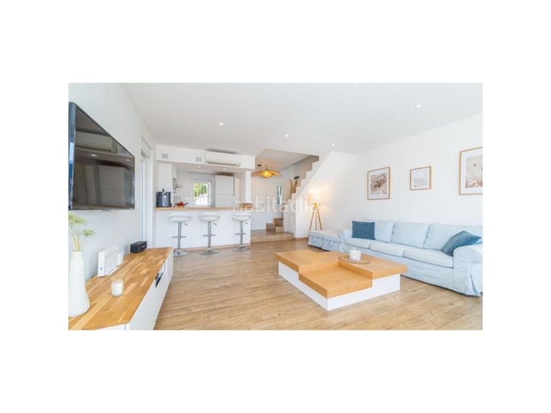 Foto d21532c2-f258-462f-aded-1f4516cf748c. Casa amb aparcament a Santa Margarida Roses
