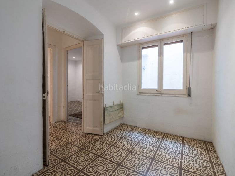 Foto 7b71c567-ce85-4af0-b91c-716664f01a0d. Pis a Centre Figueres