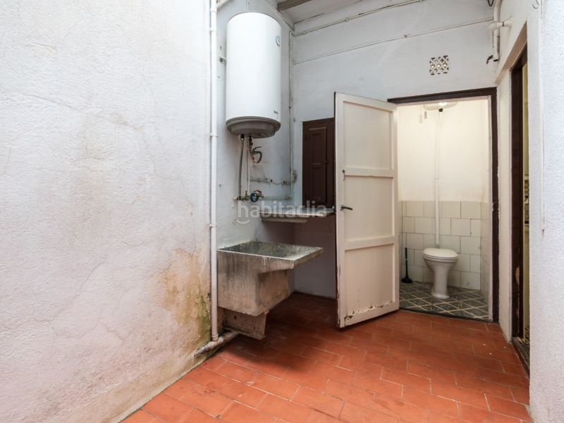 Foto f3d0a83c-66e3-4471-8aff-f8cc5673a8b8. Pis a Centre Figueres