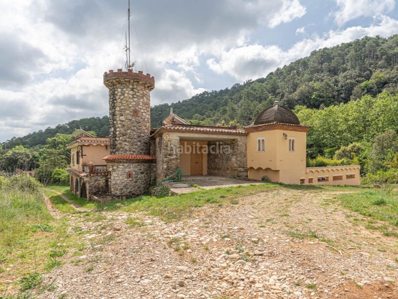 Foto 34cdd3e9-9c9f-411d-8f7f-d7bddfc384a8. Casa amb aparcament a Cabanelles