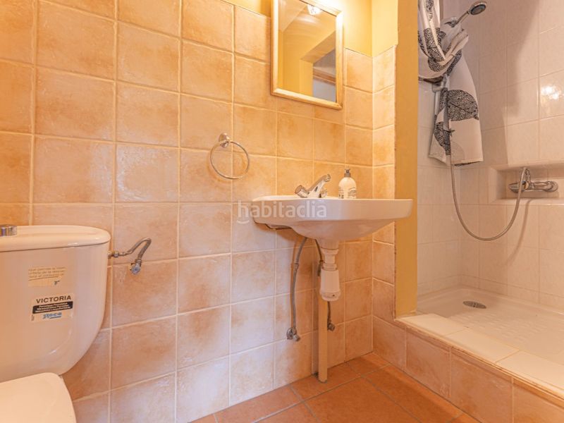 Foto 49af60d6-99c4-482b-99a5-129bf08586de. Casa amb aparcament a Cabanelles
