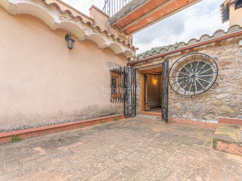 Foto 6f3fe849-26ae-4b7d-ab54-a8d40ac2bd5f. Casa amb aparcament a Cabanelles