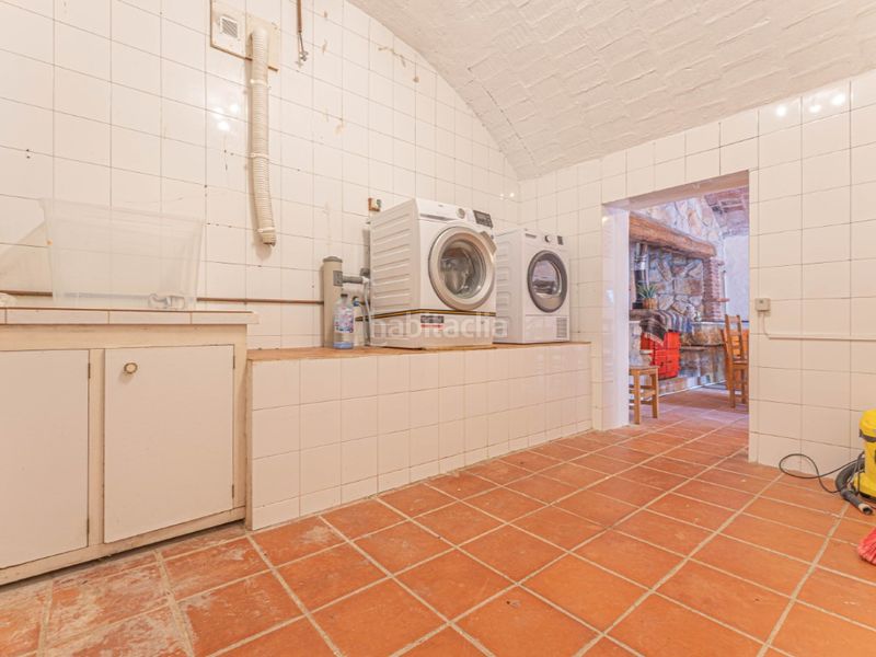 Foto bdd912bc-c097-49ac-8e7a-afe1db8d1e76. Casa amb aparcament a Cabanelles
