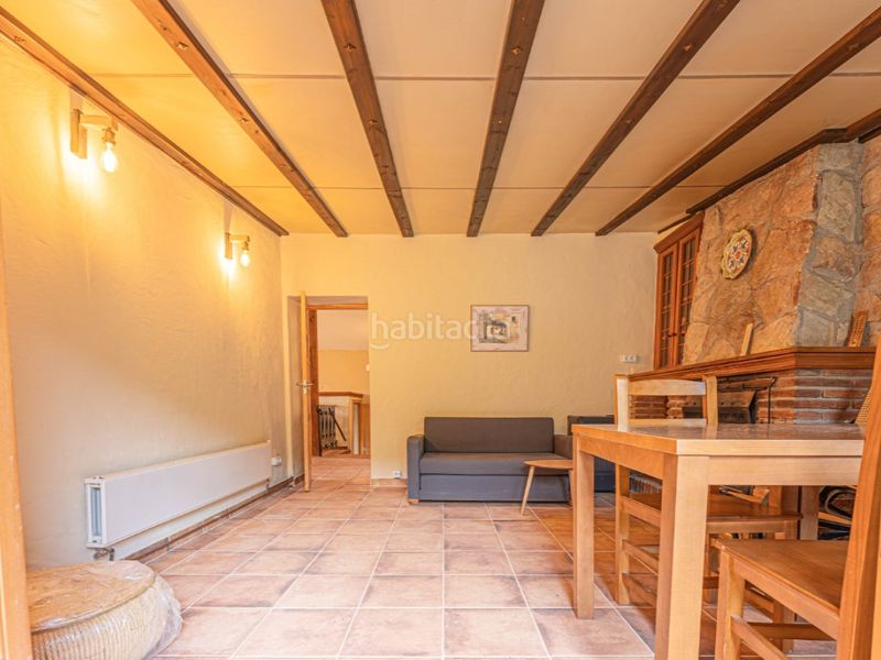 Foto d6fdd9e9-5015-490f-a717-f9649c410268. Casa amb aparcament a Cabanelles