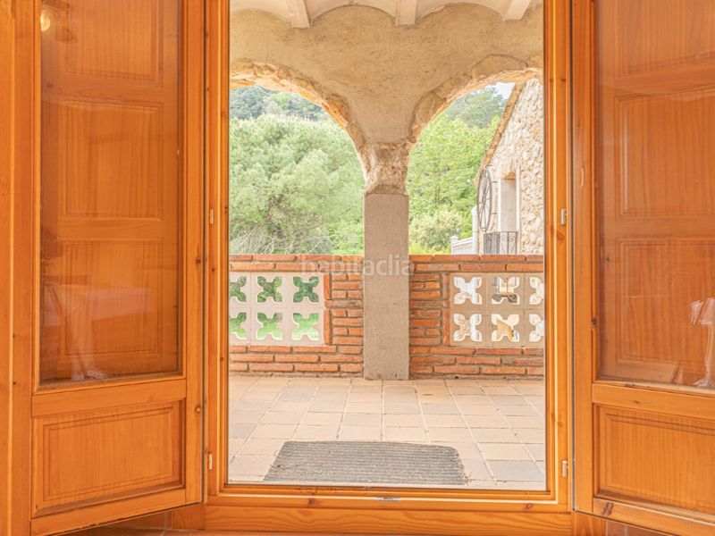 Foto feee743d-5f7a-497a-97ae-d2f1578fba91. Casa amb aparcament a Cabanelles