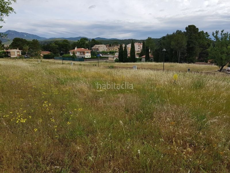 Foto b1a36c73-56f6-4b3a-8eac-bb63cc768961. Terreno residencial parcela edificable de 1000m2 por 99.000 en Darnius