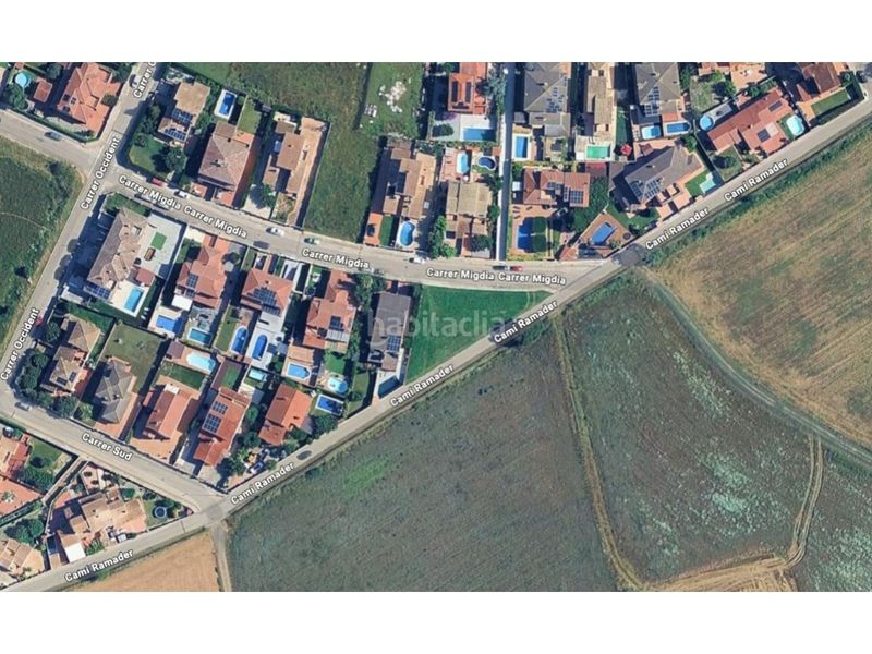 Foto b1a18ccc-e15b-44c9-8929-41b2edd79afd. Terreny residencial a calle migdia 14 a Avinyonet de Puigventós